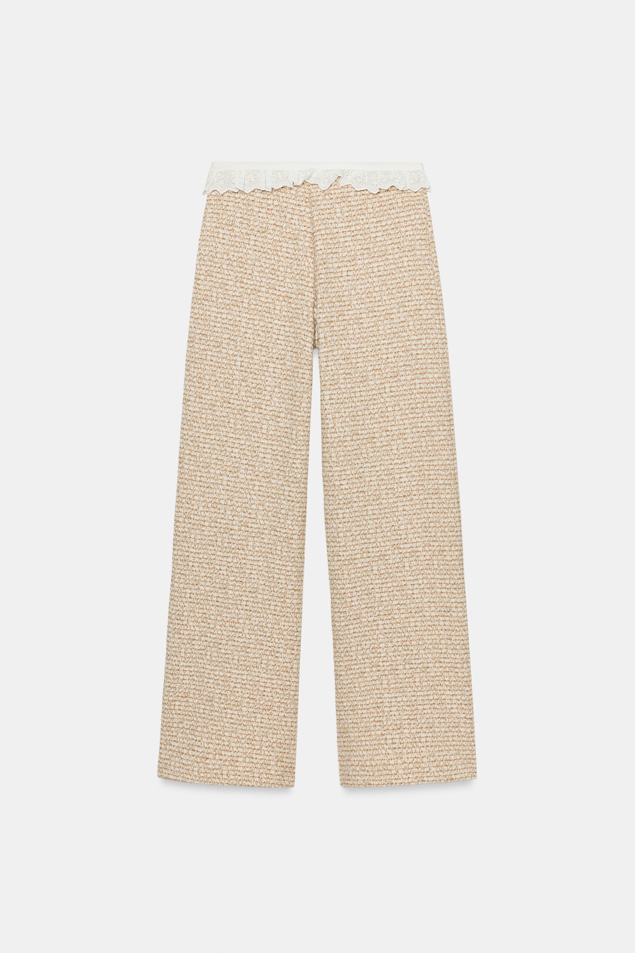 PANTALON STRUCTURÉ À VOLANTS